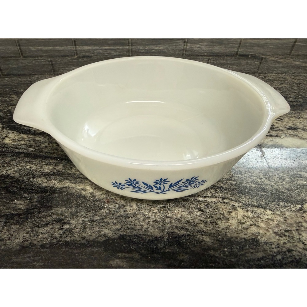 Vintage Corning Ware Blue Cornflower Round Casserole Dish 7 inch P-1-B USA